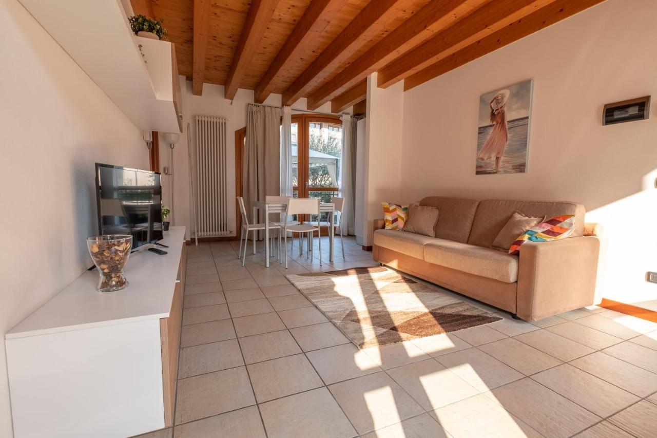 Happy Guest Apartments - Lake & Relax Riva di Solto Εξωτερικό φωτογραφία